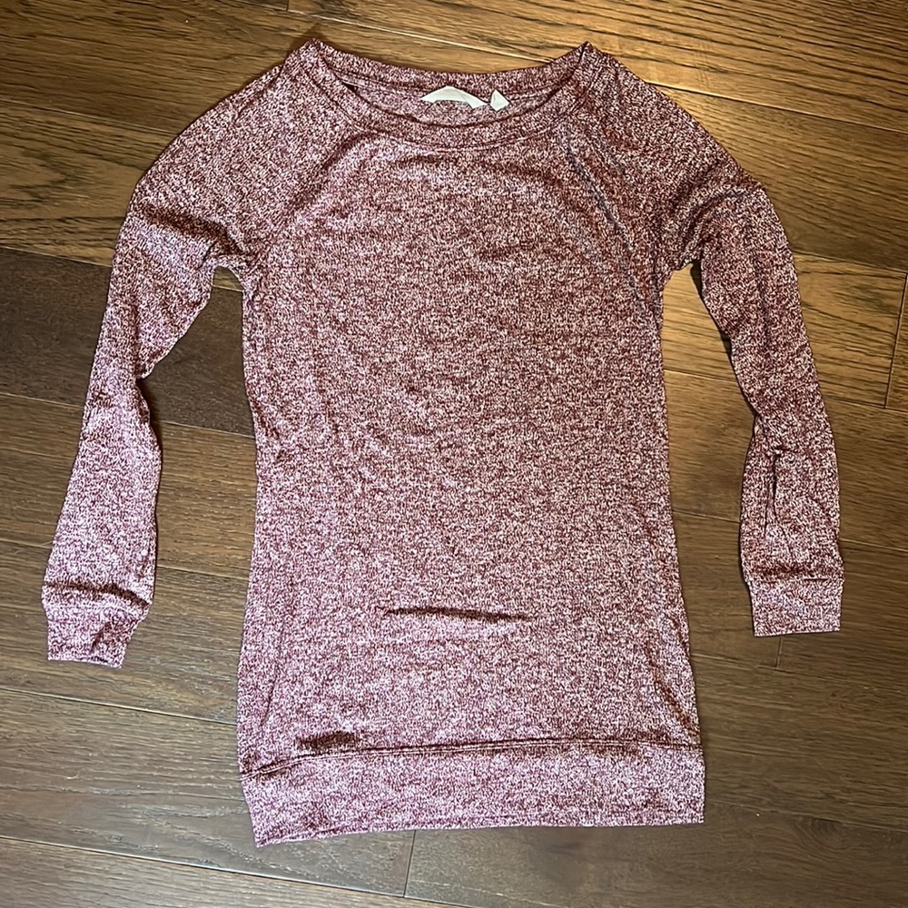 Athleta long sleeve tee